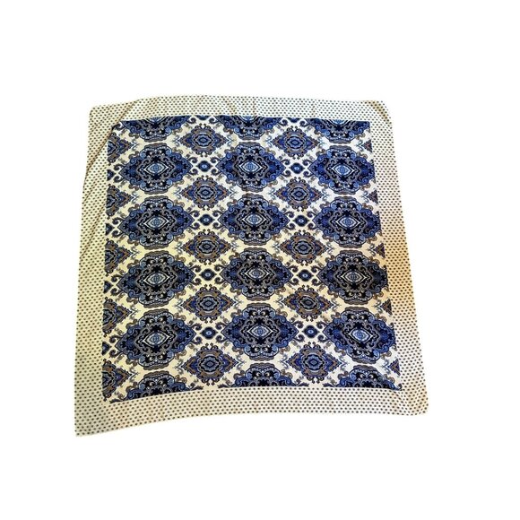 Lands End Blue & Cream Paisley Print Square  Boho Style Scarf Cape Shoulder - Picture 5 of 11